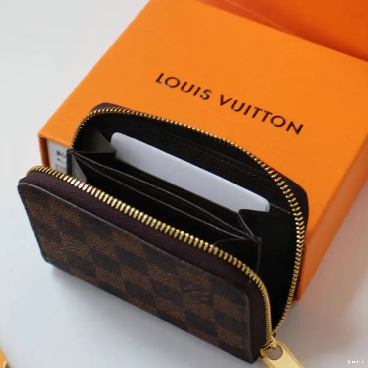 Bags LV 2106DJ0112 0629